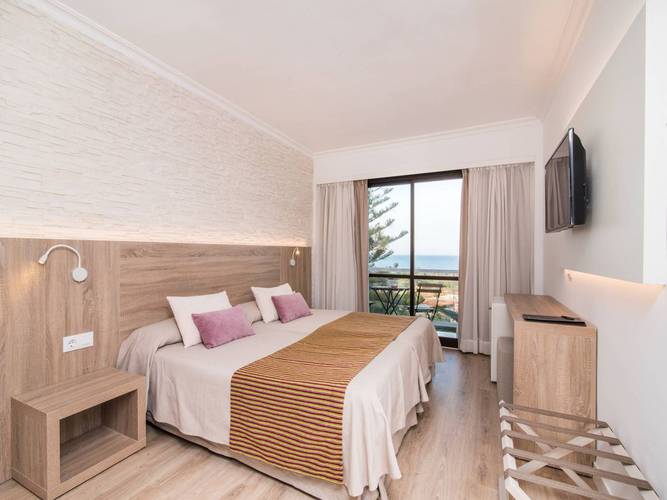 Habitación doble Hotel Na Taconera Font de Sa Cala, Mallorca