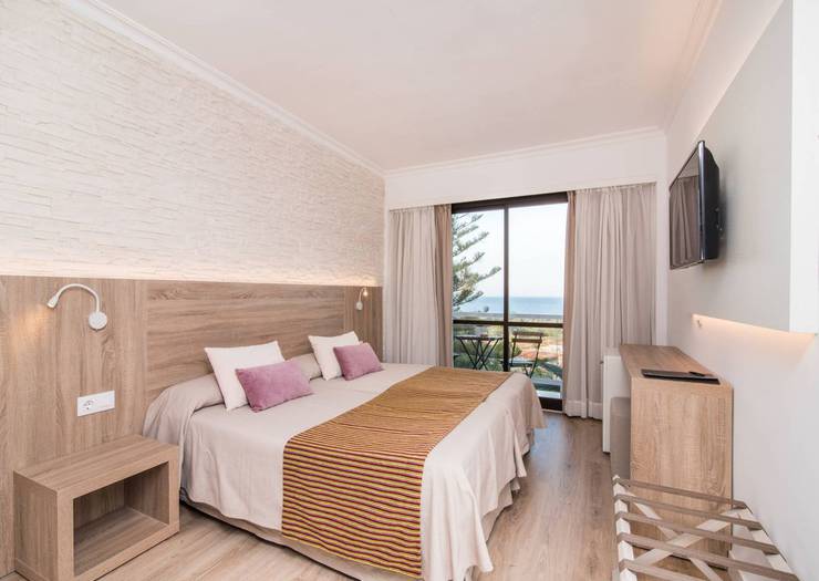 Superior-doppelzimmer Hotel Na Taconera Font de Sa Cala, Mallorca Superior-doppelzimmer Hotel Na Taconera Font de Sa Cala, Mallorca