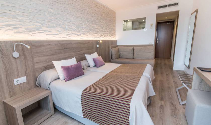 Habitación doble estándar Hotel Na Taconera Font de Sa Cala, Mallorca