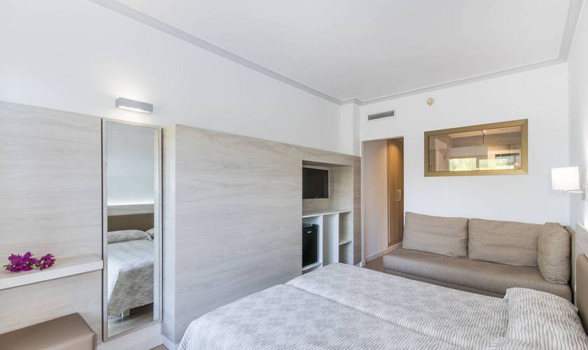 Habitación premium Hotel Na Taconera Font de Sa Cala, Mallorca