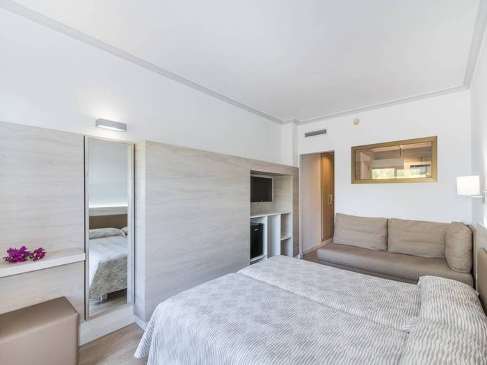 Premium-doppelzimmer hotel na taconera font de sa cala, mallorca Premium-doppelzimmer hotel na taconera font de sa cala, mallorca