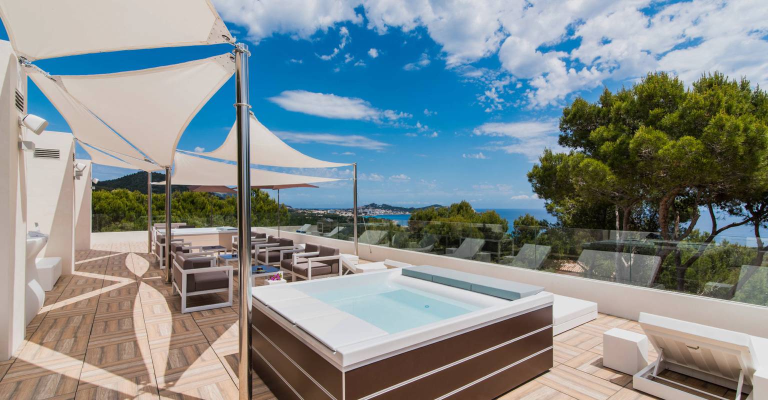 Paradise at the end of your fingertips Hotel Na Taconera Font de Sa Cala, Mallorca Paradise at the end of your fingertips Hotel Na Taconera Font de Sa Cala, Mallorca