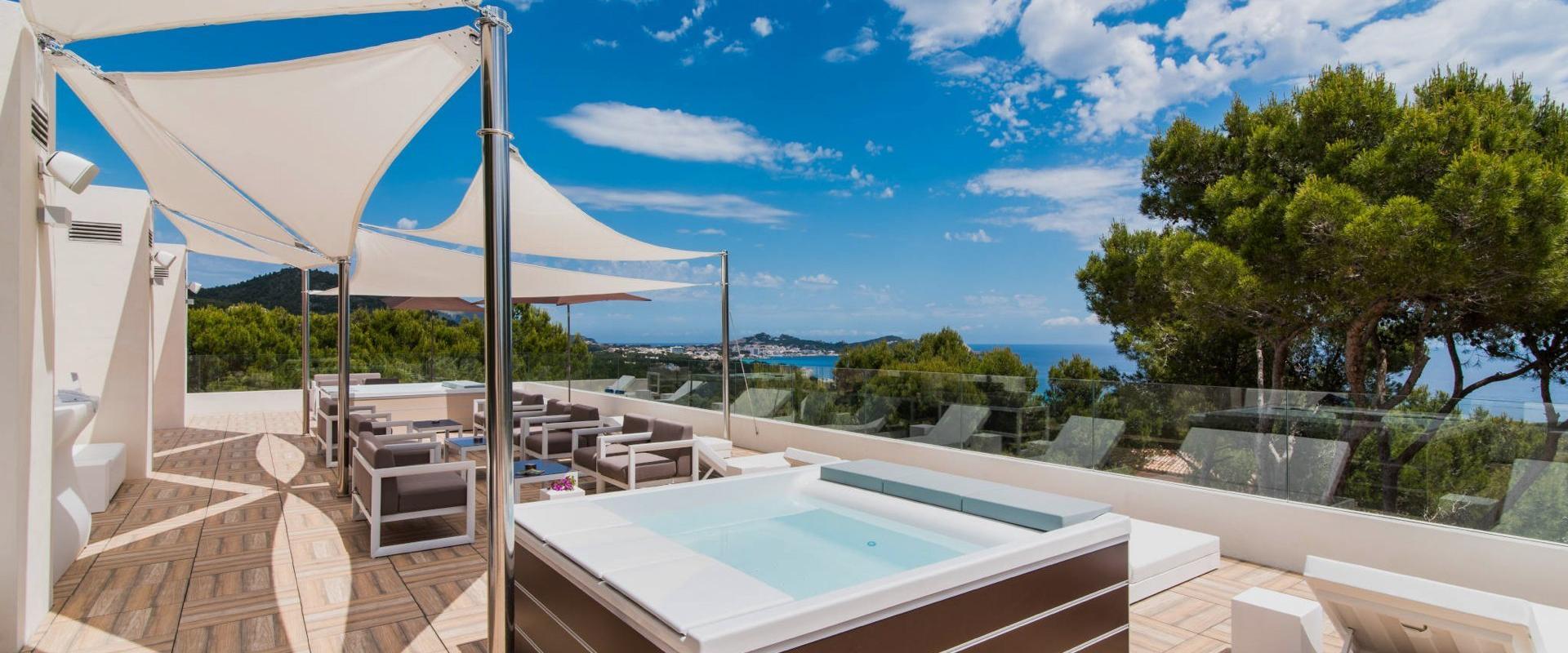 Le paradis à portée de main Hôtel Na Taconera Font de Sa Cala, Mallorca Le paradis à portée de main Hôtel Na Taconera Font de Sa Cala, Mallorca