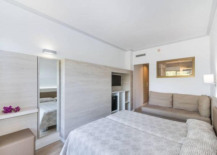 Double Chill Out Sea View Hotel Na Taconera Font de Sa Cala, Mallorca Double Chill Out Sea View Hotel Na Taconera Font de Sa Cala, Mallorca