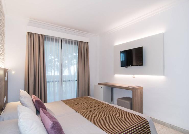 Chambre Double avec Vue sur la Mer Hôtel Na Taconera Font de Sa Cala, Mallorca Chambre Double avec Vue sur la Mer Hôtel Na Taconera Font de Sa Cala, Mallorca