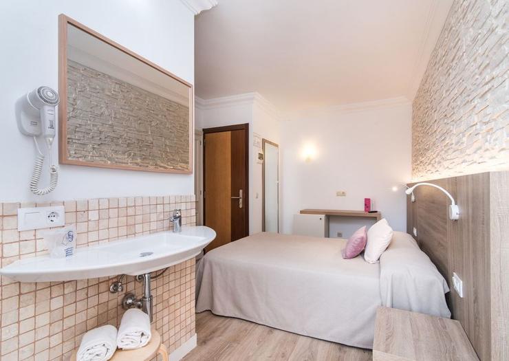 Chambre Individuelle Hôtel Na Taconera Font de Sa Cala, Mallorca Chambre Individuelle Hôtel Na Taconera Font de Sa Cala, Mallorca